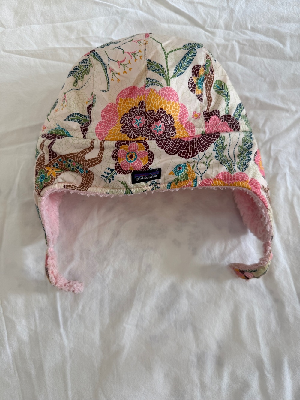 Patagonia baby floral pink 6-18 months earflap shell hat fleece lined